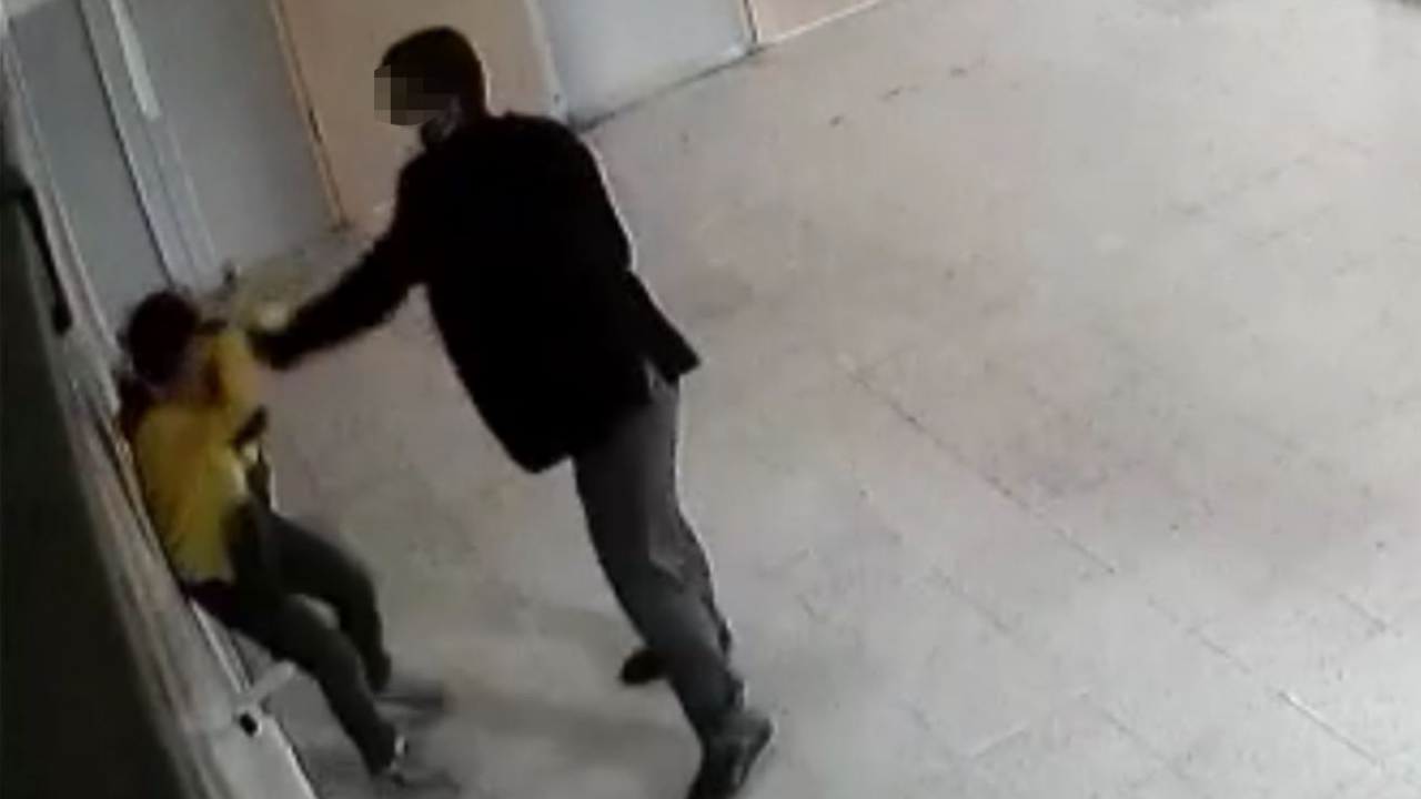 Öğretmeninden şiddet gören çocuk anlattı: Kanlı kazağımı çıkartıp yenisi aldı